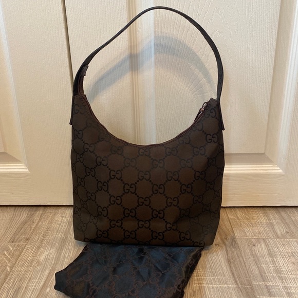 Gucci Shoulder Bag - Picture 2 of 11